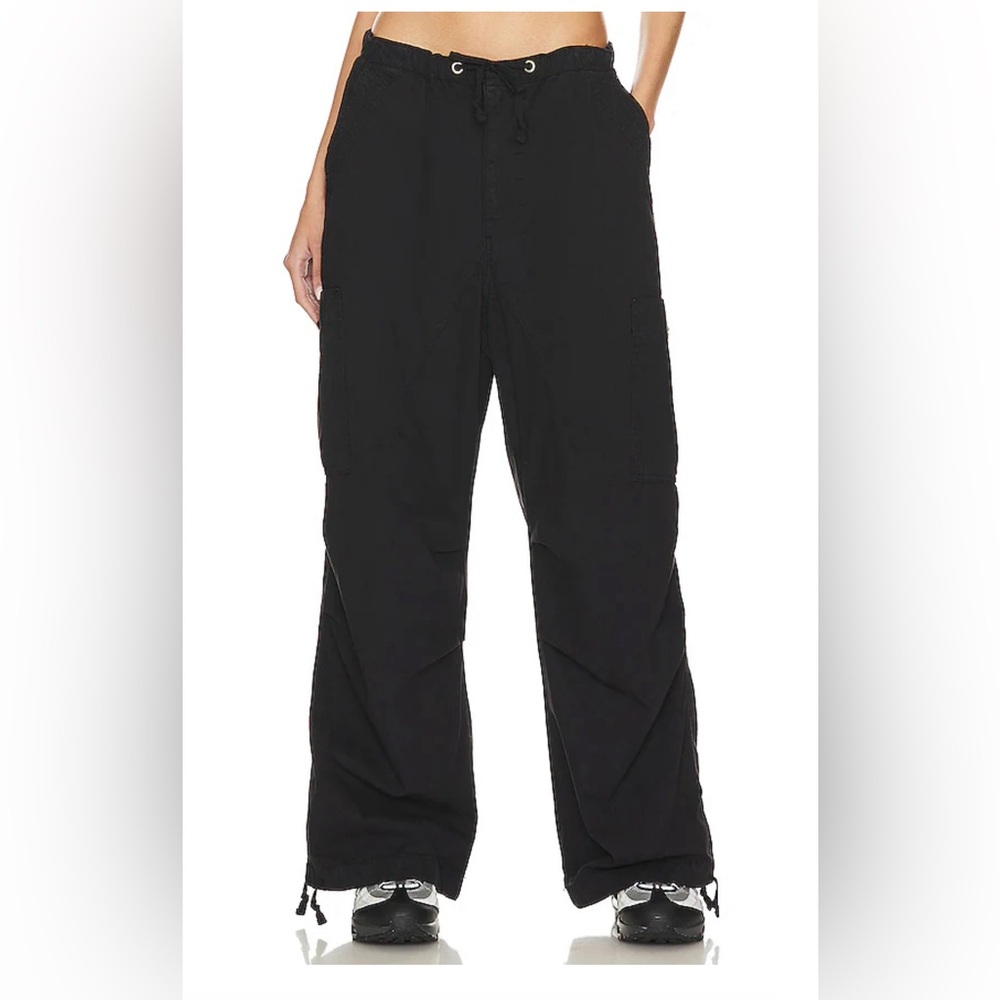 jaded london parachute pants. never worn 
Retail $95